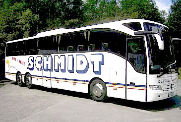 Reisebus 3-Achser zum Mieten; für 53 Personen